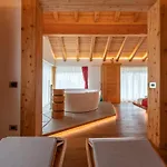 Casera Degnona Lantgård *